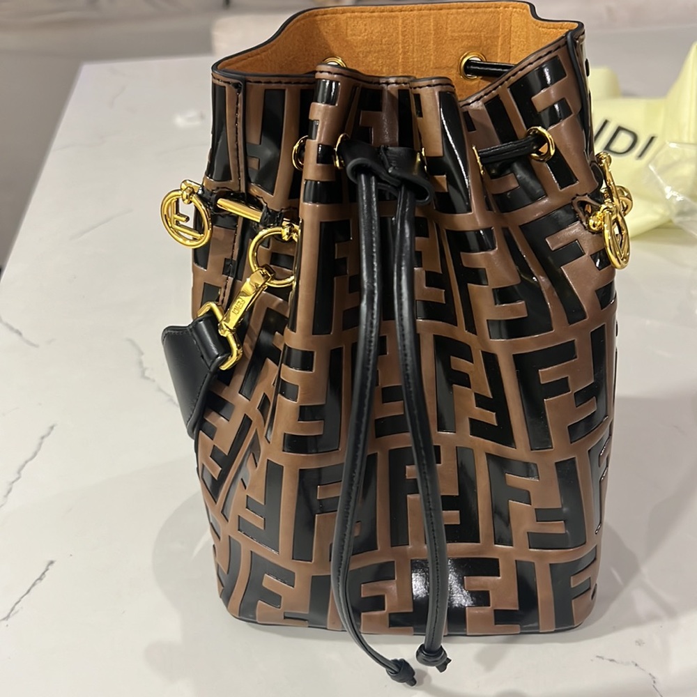 Trendy purse